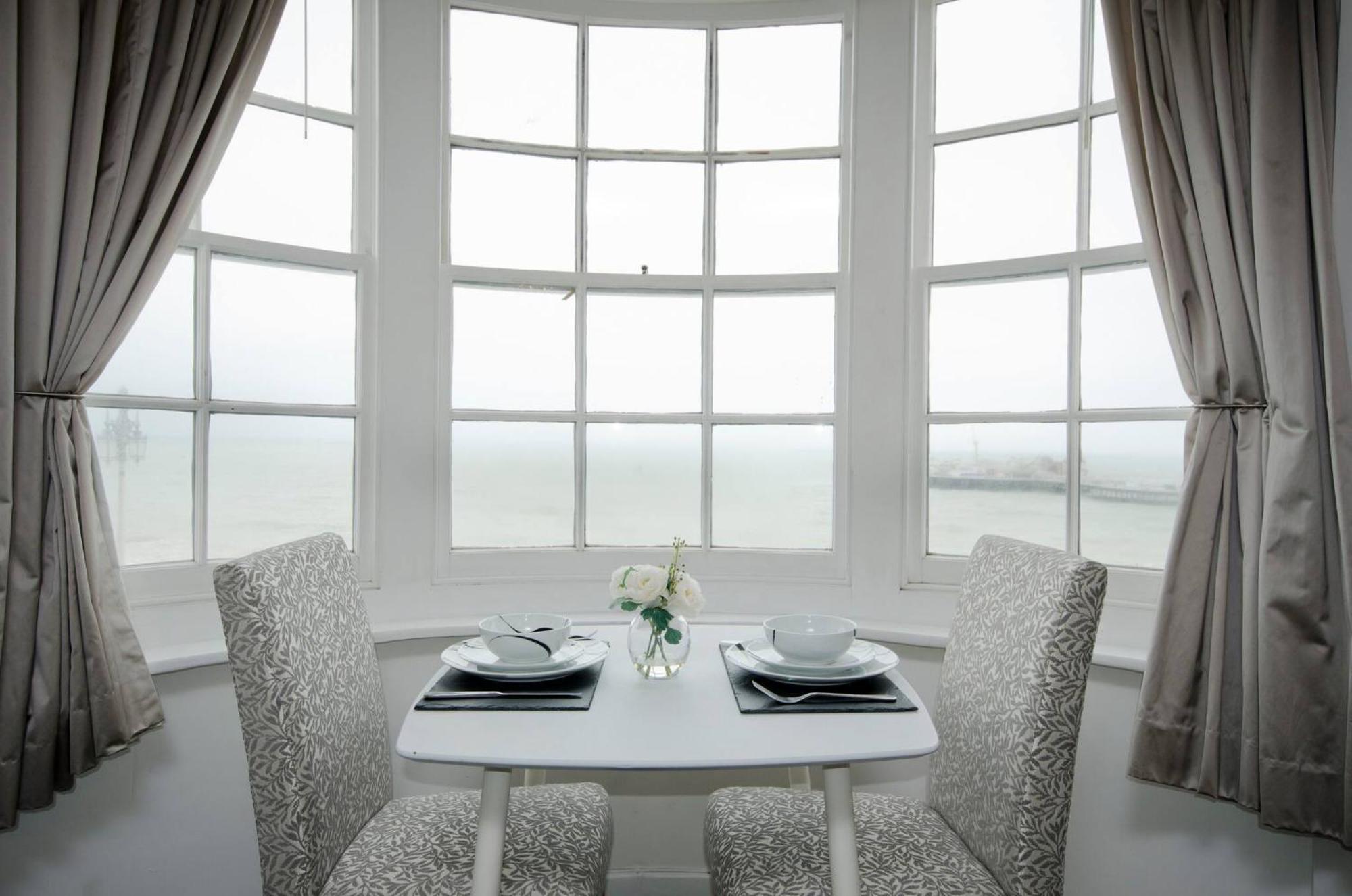 Seaview Regency Apartment With Private Parking Brighton Exterior foto